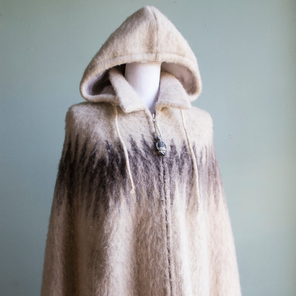 Rare 70s Vintage Tundra Cape - 100% Virgin Wool - Picture 3 of 8